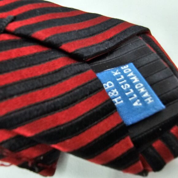 Necktie Mens Vintage Haines & Bonner Silk Striped Design Red Black 58" x 3.5" - Picture 6 of 6